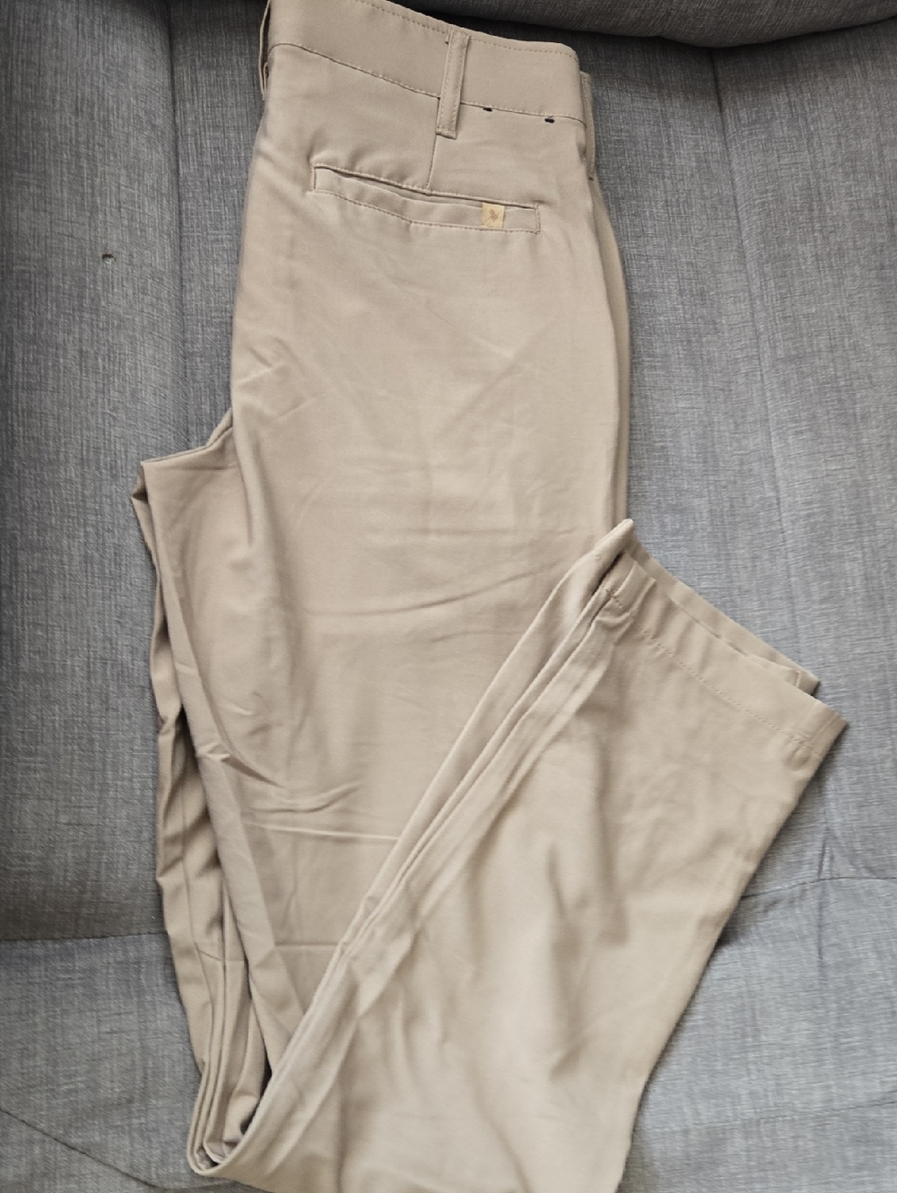 Men's Classic Chino Pants in Light Beige Golf